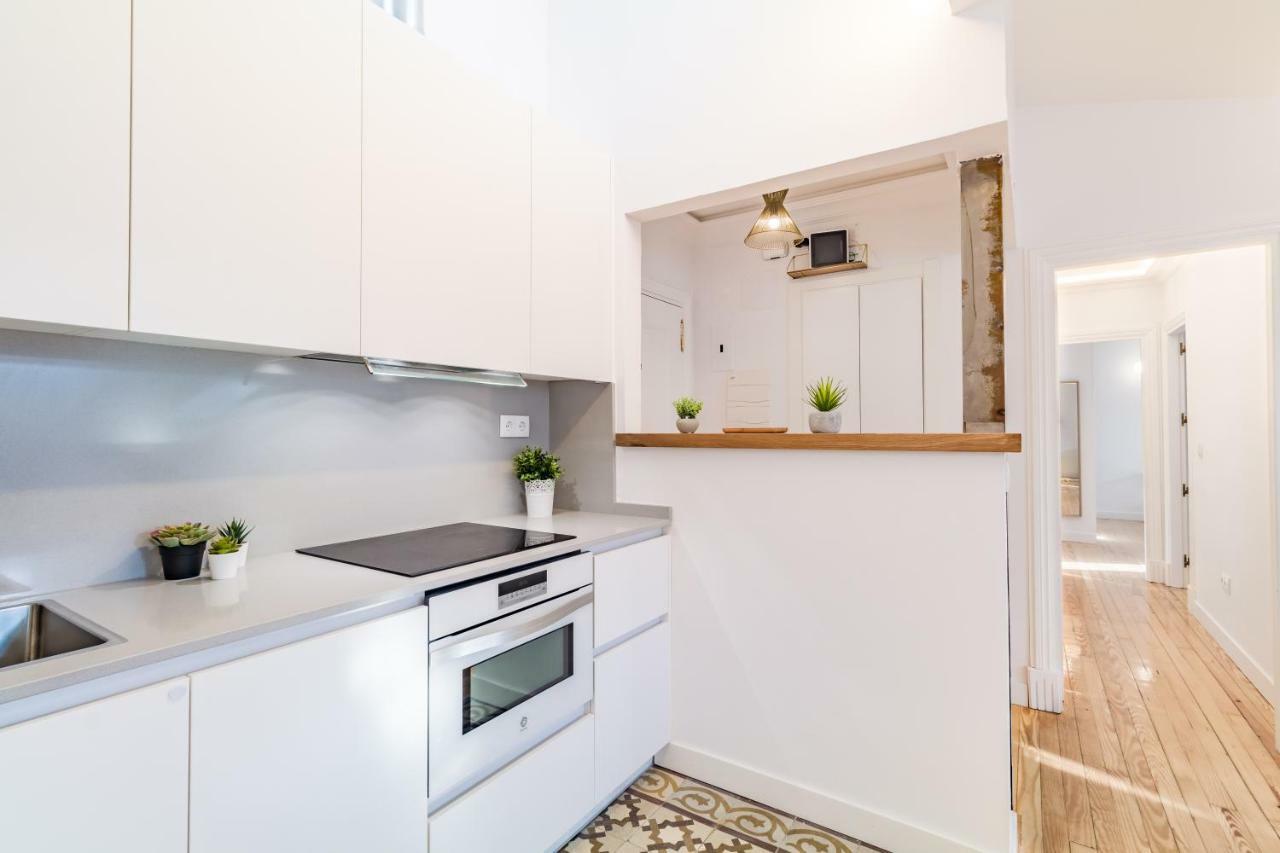 Puerta Del Sol VI Apartment Мадрид Екстериор снимка
