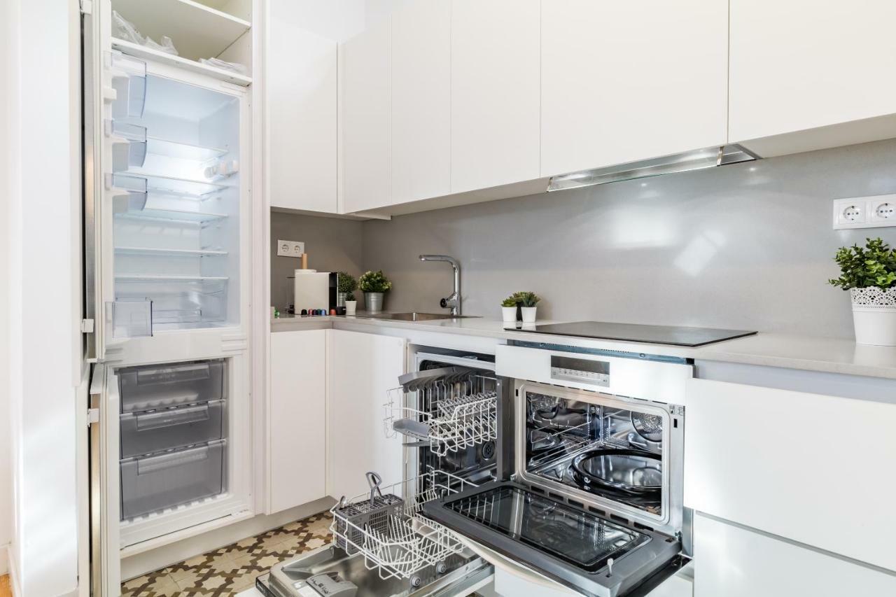 Puerta Del Sol VI Apartment Мадрид Екстериор снимка