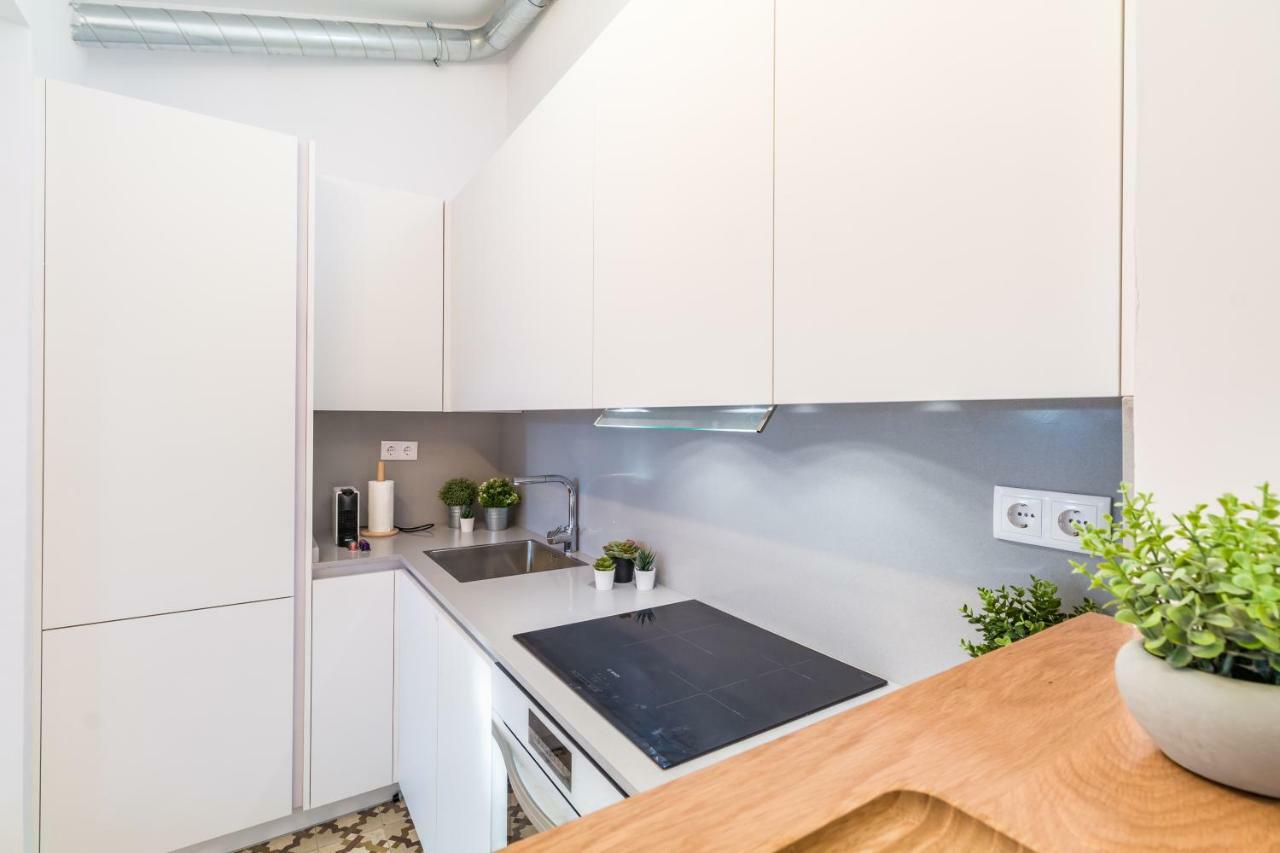 Puerta Del Sol VI Apartment Мадрид Екстериор снимка